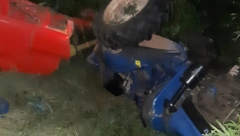 TRAGEDIJA KOD UŽICA Traktorom sleteo s puta i prevrnuo se, poginuo na licu mesta!