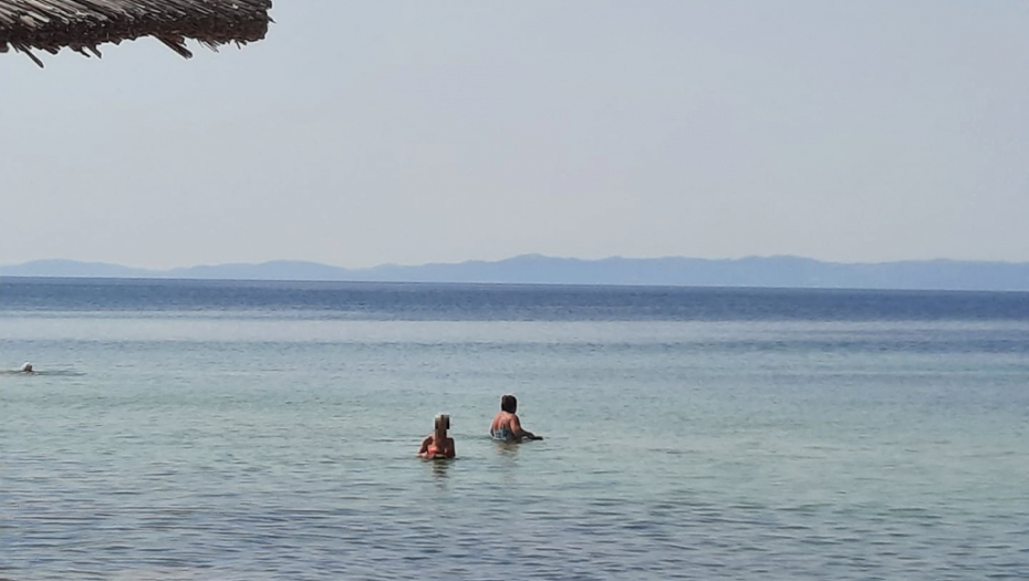 ŠTA SE DESI U CAP D'AGADE OSTAJE TU  Evropa krije nudistički resort -  čim dođete skinite sve sa sebe