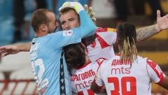 "DELIJE" U TRANSU! Borjan na urnebesan način poslao poruku koja je sve navijače Crvene zvezde digla na noge! (VIDEO)