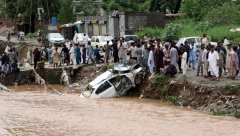CRNI BILANS U poplavama i klizištima u pakistanu umrle najmanje 62 osobe