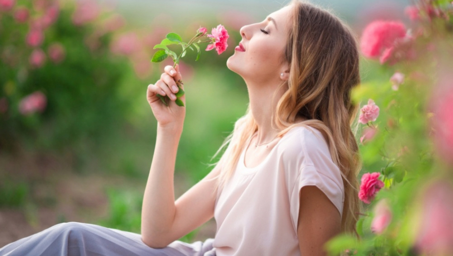 SAVET STRUČNJAKA: Evo zašto je važno da u nečiju kuću nikad ne idemo praznih ruku