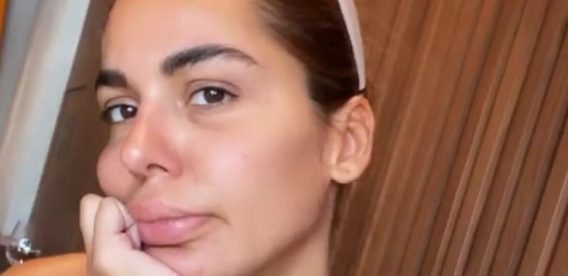 NA SVE PRISTAJE! Marini Visković fan tražio da ga pevačica bičuje, a njen odgovor je tek šokantan! (FOTO)