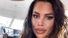 MINIJATURNI BIKINI, GRUDI U PRVOM PLANU Evo gde je i šta radi Kaja nakon što je povezivana sa elitnom prostitucijom (FOTO)