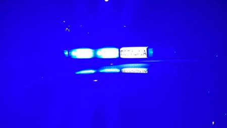 TEŽAK UDES U BEOGRADU! Automobil na boku, zaustavila ga bandera! Ima povređenih! (VIDEO)