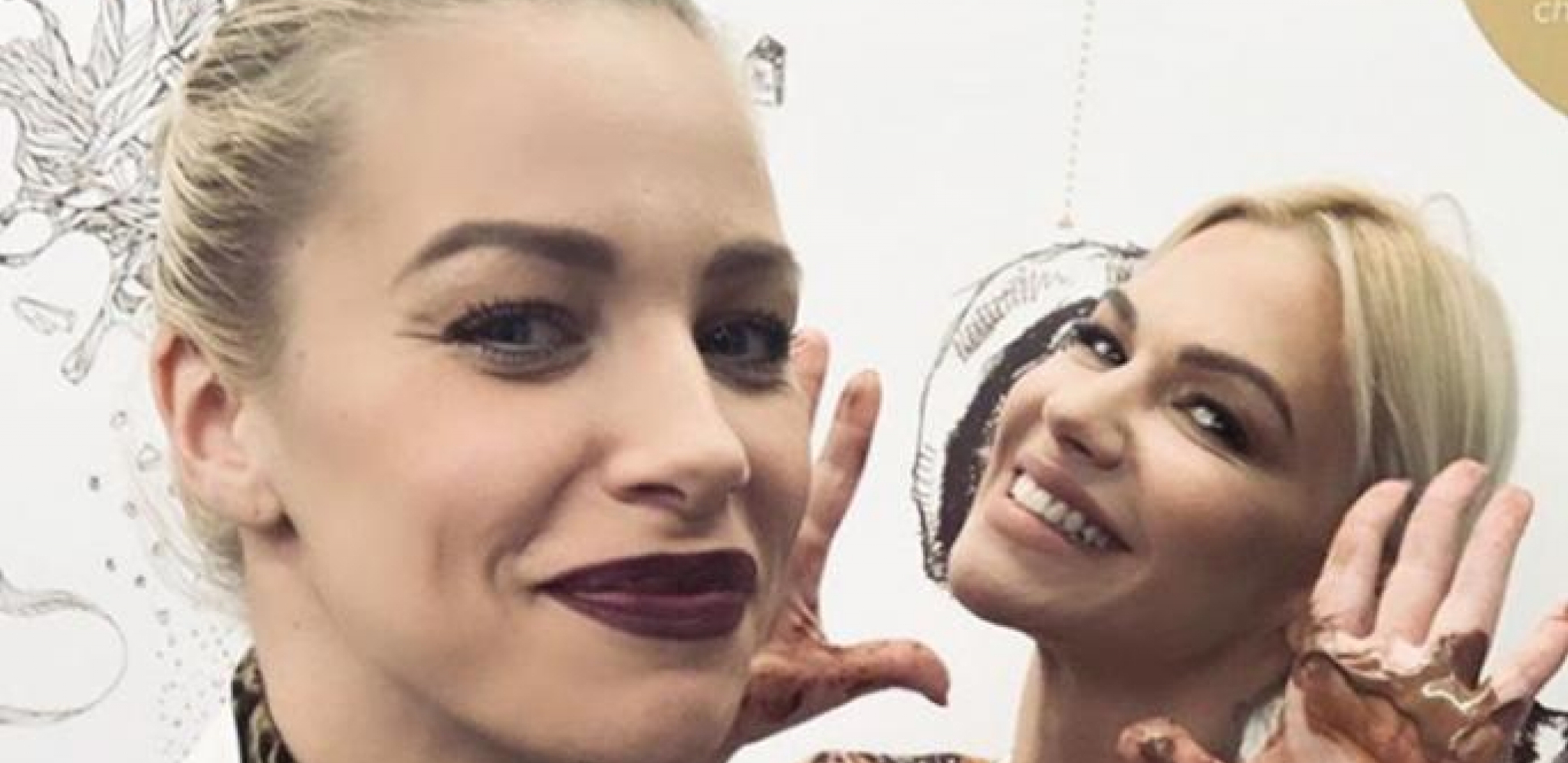 SESTRE BEKVALAC ŽALE I PALE! Nataša i Kristina vrelim telom i pozama usijale Ibicu, komentari samo pljušte (FOTO)