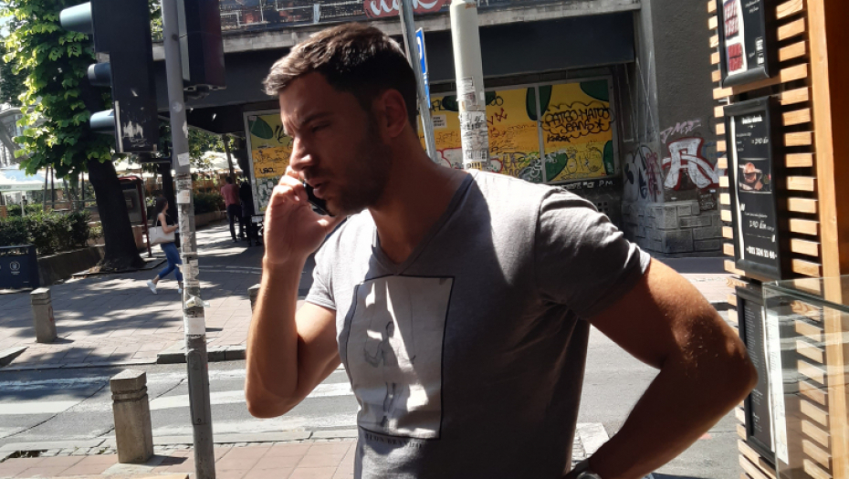 VLADA VUKSANOVIĆ SE OPRAŠTA SA MANEKENSKOM KARIJEROM?! Krenuo je potpuno drugim stopama