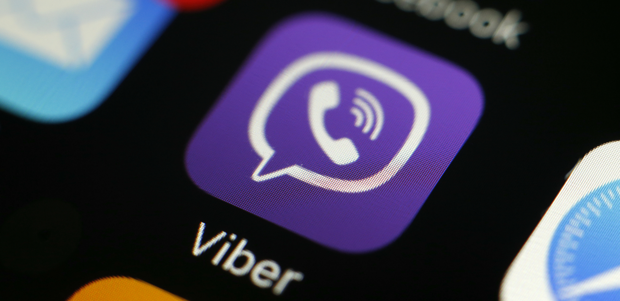 OMILJENI NAČIN KOMUNIKACIJE U SRBIJI - ČETOVANJE Evo odakle potiče 10 odsto svih razmenjenih poruka na Viberu!