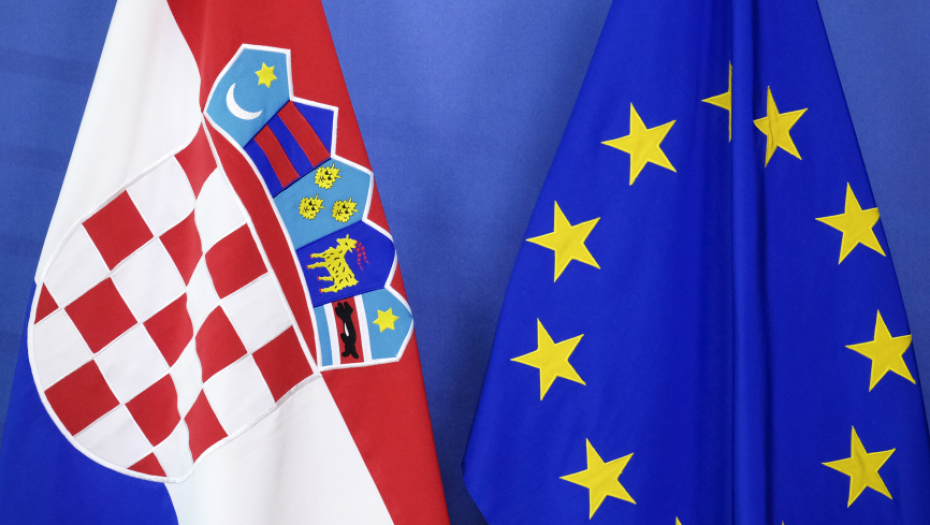 HRVATI OČAJNI Kupite zamrzivač sandučar i prisetite se babinih recepata, biće gladi!