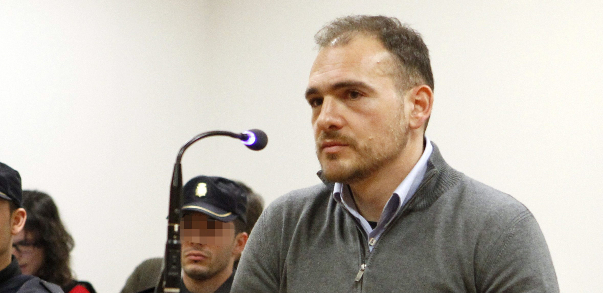 LUKA BOJOVIĆ SUTRA STIŽE U SRBIJU Leti redovnom linijom, a ovo će biti prva procedura koju će morati da prođe!