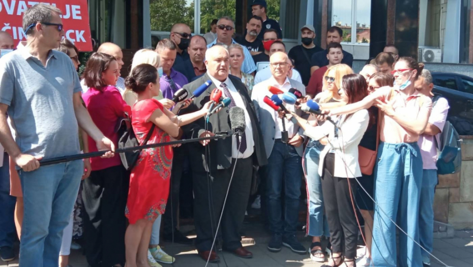 KOMLENSKI Očekujem da laži kriminalne bande budu što pre raskrinkane