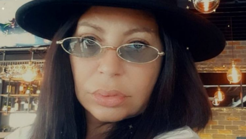 STOJA BILA NA IVICI ŽIVOTA I SMRTI! Pevačica sa knedlom u grlu priča kako je umalo izgubila život: "Bila sam u veštačkoj komi"