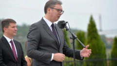 VUČIĆ RADNICIMA GEOKSA Ko ne dobije odmah posao, dobiće na poklon jednu prosečnu platu!