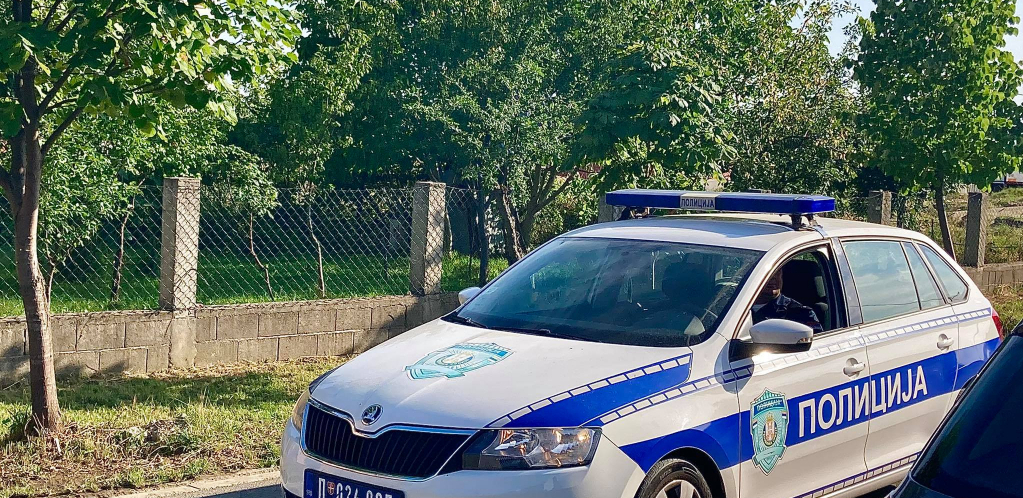 VELIKIM NOŽEM RASKOMADAO DEČAKA (5) POTOM I NJEGOVOG UJAKA Zločin koji je šokirao Srbiju pre 15 godina! (FOTO)