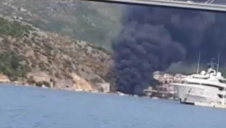 DRAMA NA EGEJU Trajekt pun ljudi izmiče vatrenoj stihiji (VIDEO)