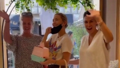OVOME SE NIKO NIJE NADAO Holivudska glumica ušetala u jedan beogradski restoran i napravila haos! (FOTO/VIDEO)