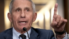 VODEĆI AMERIČKI STRUČNJAK POZVAO GRAĐANE Fauči apeluje na vakcinisane Amerikance da prime buster