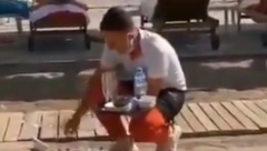 HAOS U KAFIĆU Šokiranom konobaru ispao ajncer kada je video divlji se*s pred publikom (VIDEO 18+)