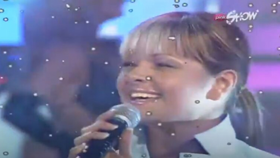 PREDVIĐALI SU JOJ BLISTAVU KARIJERU Naša pevačica se nakon užasne saobraćajke povukla sa scene, pala u depresiju, a danas izgleda neprepoznatljivo! (FOTO)