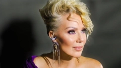 LEPA BRENA DANAS SLAVI ROĐENDAN Pevačica provodi dan sa aligatorima, a ovoliko godina je nepunila!