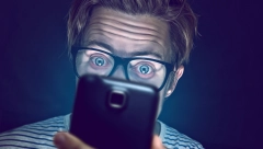 DA LI NAS TELEFONI PRISLUŠKUJU? Evo kako znaju o čemu smo pričali, zašto nam iskaču reklame o tome i kako da to sprečite