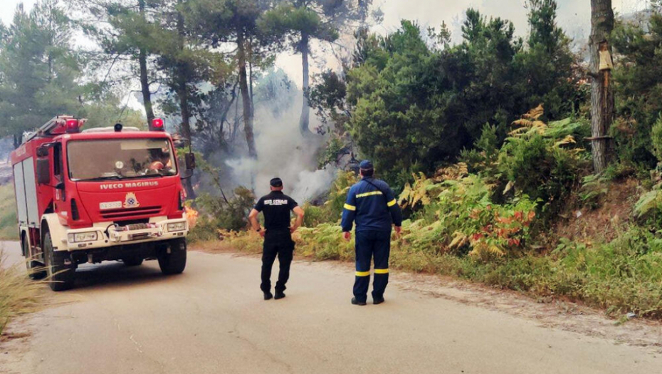 BLIŽI SE KRAJ DRAME NA EVIJI Nakon stravičnih požara koji su progutali ostrvo, večeras stigao nenadani spas (VIDEO)