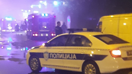 PRVI SNIMCI SA NOVOG BEOGRADA Stanari beže iz zgrada, vatrogasci gase TC u plamenu (FOTO/VIDEO)