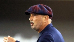 "HRABRI SINIŠA!" Navijači Lacija poslali emotivnu poruku Siniši Mihajloviću! (FOTO)