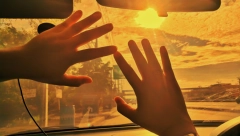 "LEK" DOSTUPAN SVIMA Ako svaki dan gledajte u sunce 1 minut, primetićete ove promene na sebi