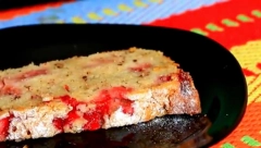 Mekan kao duša: Kolač sa jagodama i rendanom čokoladom