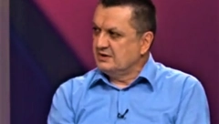DOVOLJNA JE SAMO JEDNA KAPLJICA DA SE INFICIRATE Dr Šekler otkriva koliko je maska efikasna