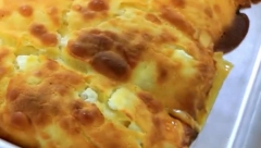 Gotova za 10 minuta: Pita kao sa domaćim korama