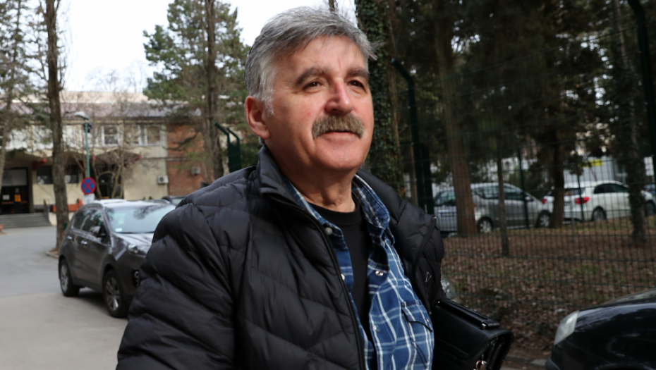 BOSANAC SE VRATIO DOSTA GODINA UNAZAD Harmonikaš se prisetio anegdota sa svojim kolegama, a neke pevačice je raskrinkao