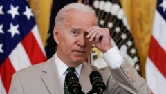 NIJE SAV SVOJ, TREBA DA SE PENZIONIŠE Amerikanci besni, Bajden ne ume da priča bez puškica! (FOTO)