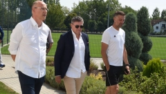 PODIGLO SE MNOGO PRAŠINE Srpski trener ne odustaje, traži šestocifrenu odštetu za otkaz