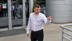 PRIZNAJ DA SI GEJ Miki Đuričić žestoko potkačio zadrugara, a on od blama nije znao šta da kaže, samo spustio glavu!