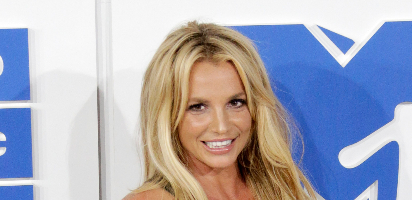 NAPADNUTA BRITNI SPIRS Htela da priđe NBA zvezdi, dobila udarac pa oborena na zemlju