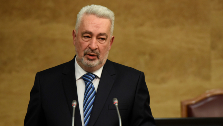 "DAN D" ZA KRIVOKAPIĆA Skupština Crne Gore danas o sudbini ekspertske vlade