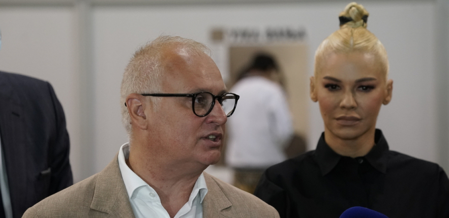 I MOJA ĆERKA ĆE SE TAKOĐE VAKCINISATI! Nataša Bekvalac primila treću dozu i poručila svima u Srbiji: Obavite svoju građansku dužnost! (FOTO)