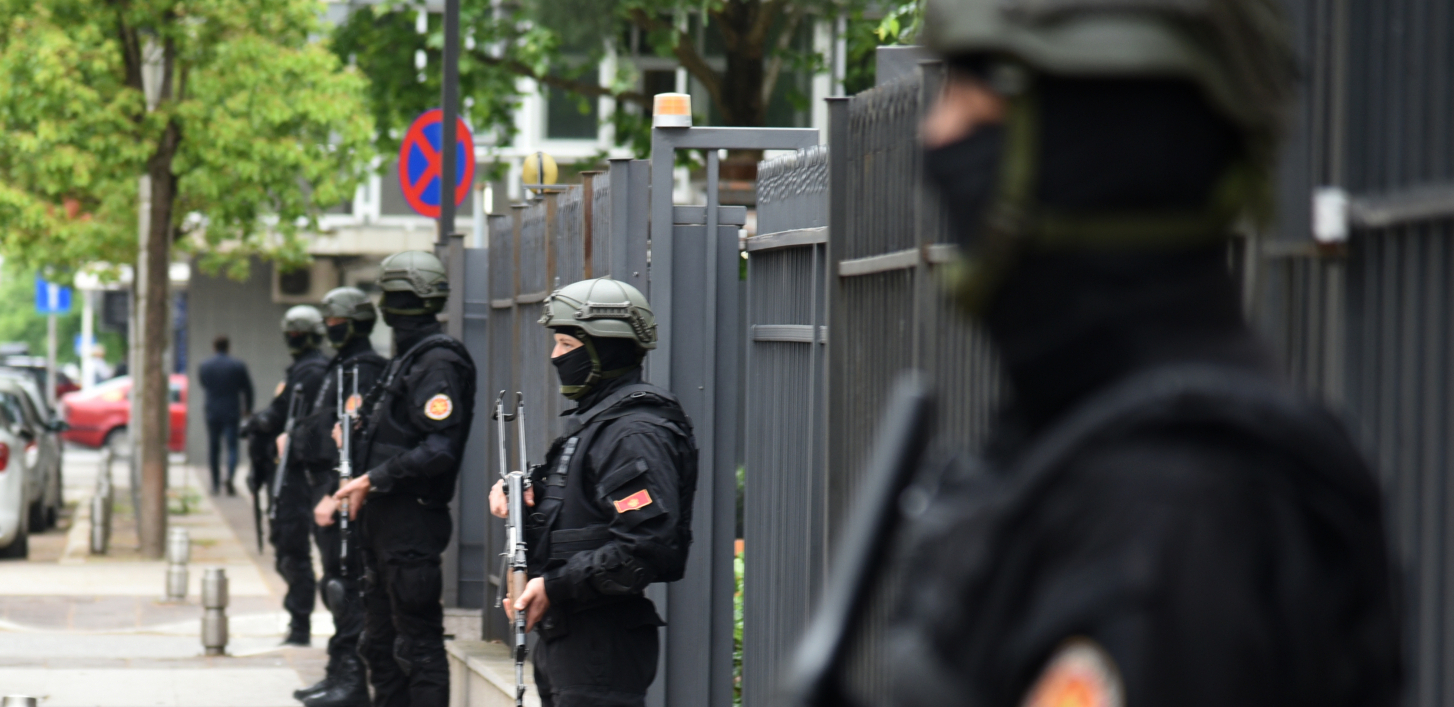 ZAMKA Evo kako su otac i ćerka pali zbog 1.6 tona kokaina u Zeti, policija namerno zažmurila! (FOTO)