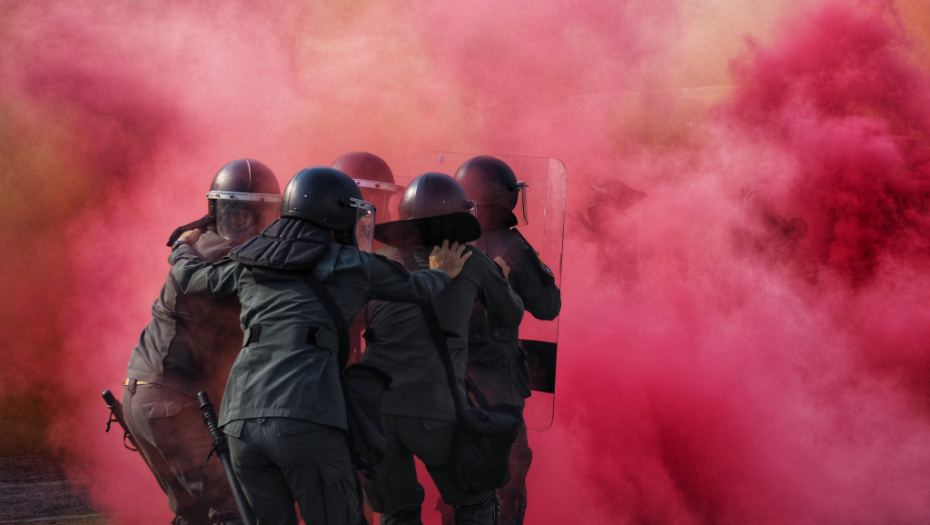 SEDMORO RANJENO ZBOG GORIVA U Šri Lanki izbili sukobi zbog nestašice benzina