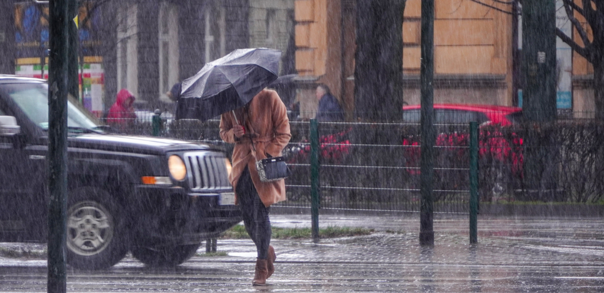 DANAS VETROVITO I DOSTA SVEŽIJE Spremite se za pljusak!