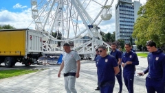ŠETNJA, PA TRENING U PARKU! "Orlovi" uživaju u Debrecinu, ali kada Piksi kaže "Ajmo momci", svi znaju šta ih čeka! (FOTO)