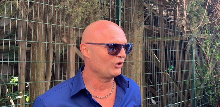 LETELA ČAŠA U GLAVU, IMA I KRVI! Aleksandar Milić Mili doživeo pakao na snimanju Zvezde Granda, odmah se oglasio! (FOTO)