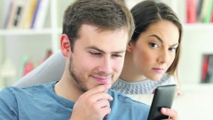 EMOTIVNA AFERA Možete prevariti partnera i bez fizičkog kontakta ako se previše zbližite s osobom suprotnog pola