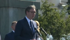 BEOGRADOM SE ORILA HIMNA BOŽE PRAVDE Vrhovni komandant zagrmeo: Pred nama je mnogo izazova, ali uspećemo!