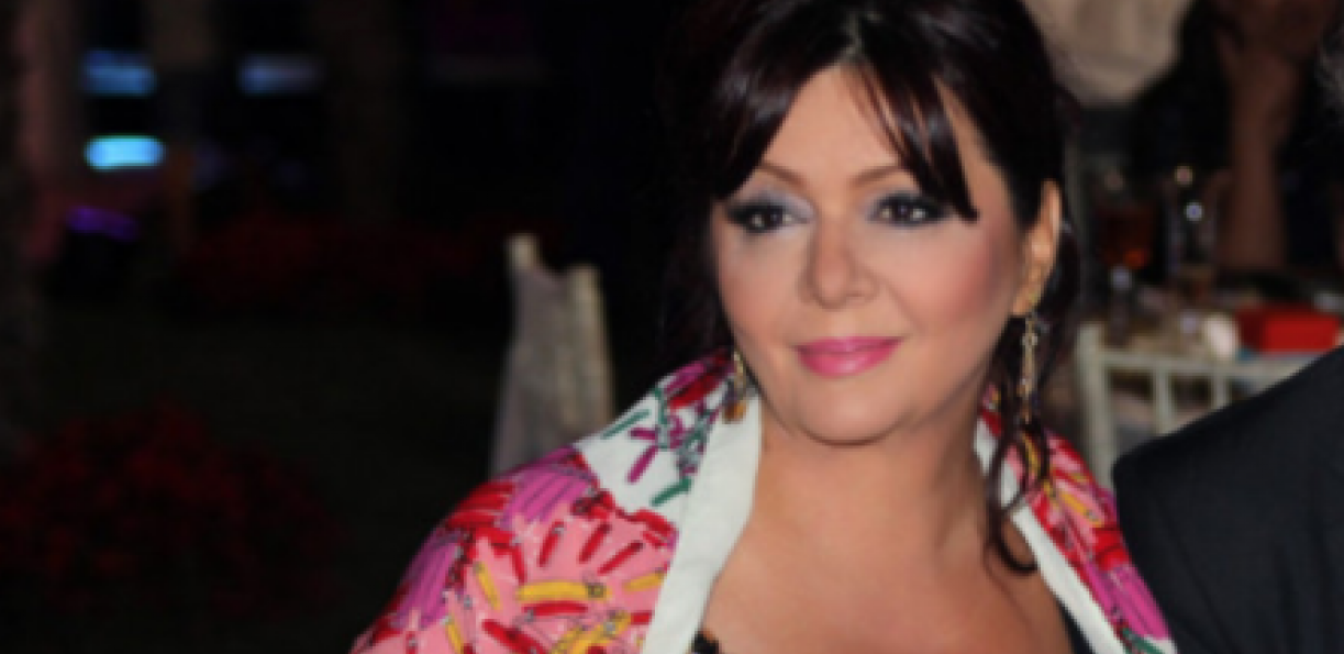 OVAKO IZGLEDA U KUPAĆEM KOSTIMU! Vesna Radusinović skinula odeću i pokazala kako izgleda u sedmoj deceniji! (FOTO)