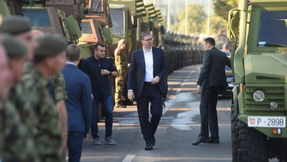 VUČIĆ ZAKAZAO HITNU SEDNICU SAVETA ZA NACIONALNU BEZBEDNOST Pozvani i komandanti svih specijalnih jedinica Vojske Srbije