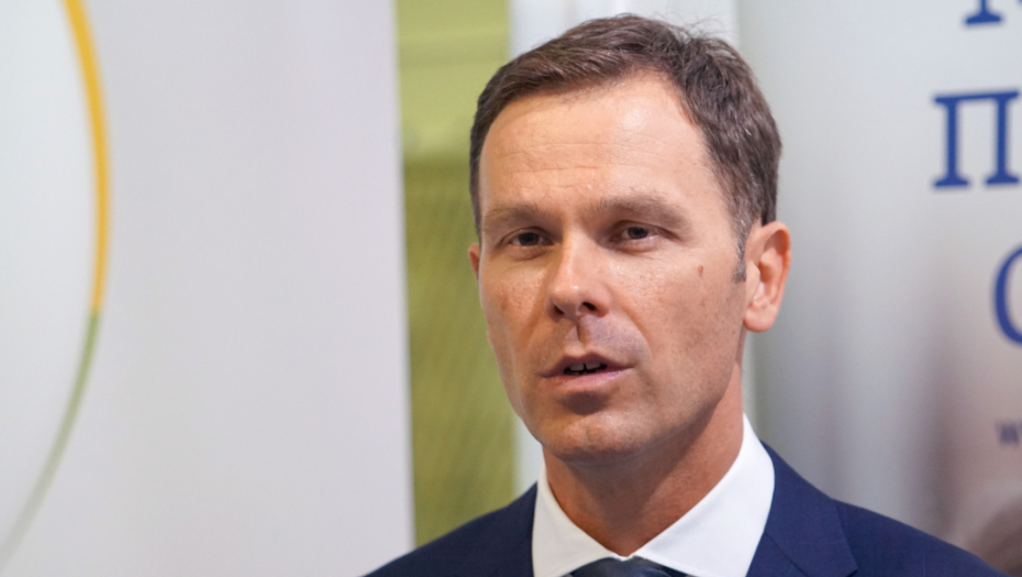 SINIŠA MALI UKANALIO DUŠANA NIKEZIĆA To što ste vi uradili sramota je za vas i za jednu državu