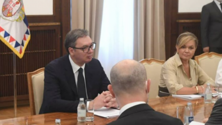 OBJAVLJENE FOTOGRAFIJE Važan sastanak u Predsedništvu