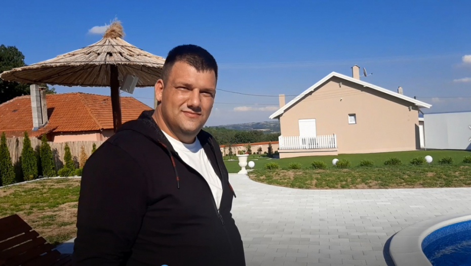 BEOGRADSTKI ASFALT ZAMENILI OAZOM MIRA Vratili se korenima, započeli biznis i stvorili svoje carstvo (FOTO)